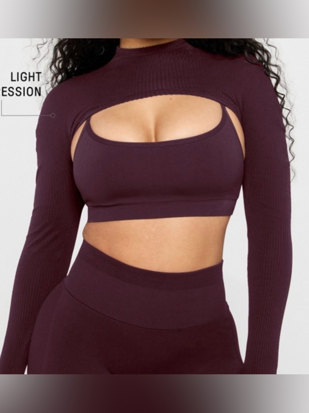 AKIRA size LARGE, BROWN Long-Sleeve Cutout Crop Top